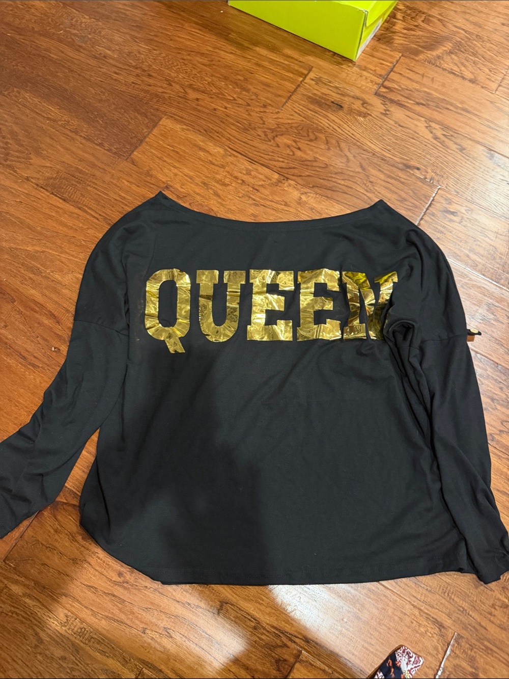 Black Long-Sleeve Graphic Top with Gold 'QUEEN' Foil